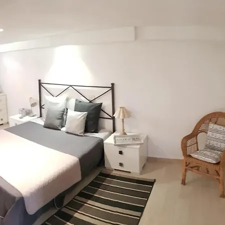 Beach Apartment *